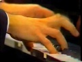 Capture de la vidéo Ivo Pogorelich - Ravel - Gaspar De La Nuit - (Full)