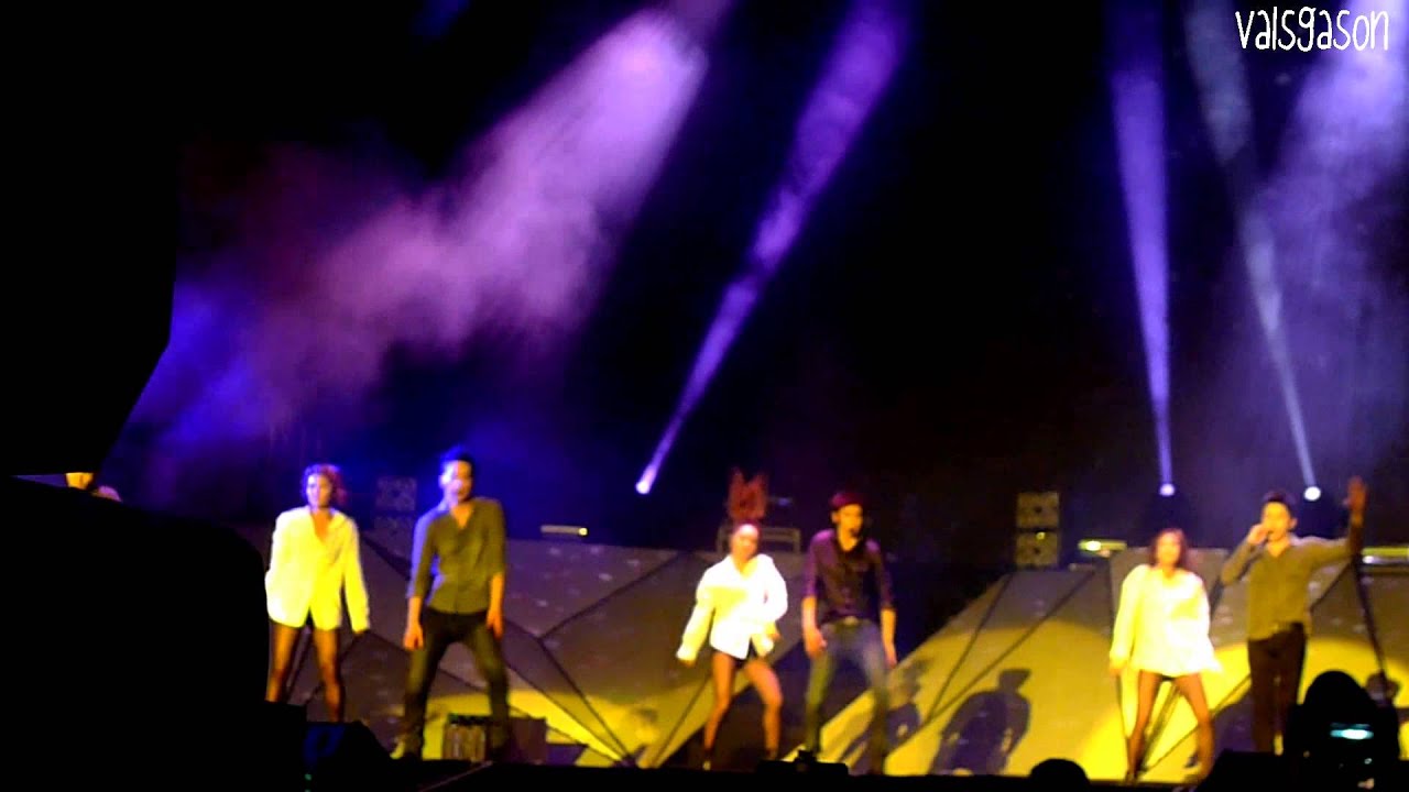 111125 2PM Hands Up Asia Tour in KL] 2PM - Back2U - YouTube