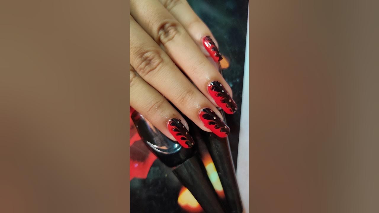 Red and Black Geometric Nail Art - wide 3