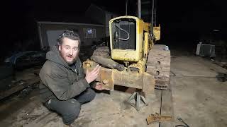 Fixing the SLOPPIEST dozer blade. JD 450B pins bushings and welding