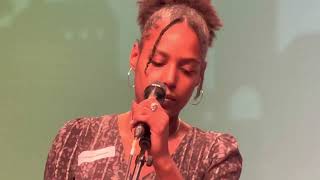 Gesang Nora Simdorn: Jo vole