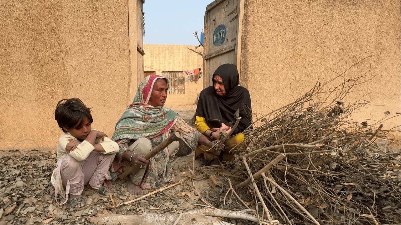 Maa ki ghurbat mai zindagi dekhi nae ja sakhti