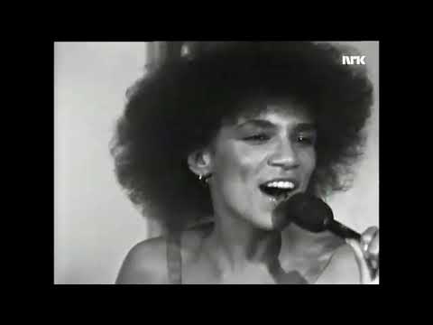 lyrics right back where we started from maxine nightingale lyrics right back where we started from maxine nightingale