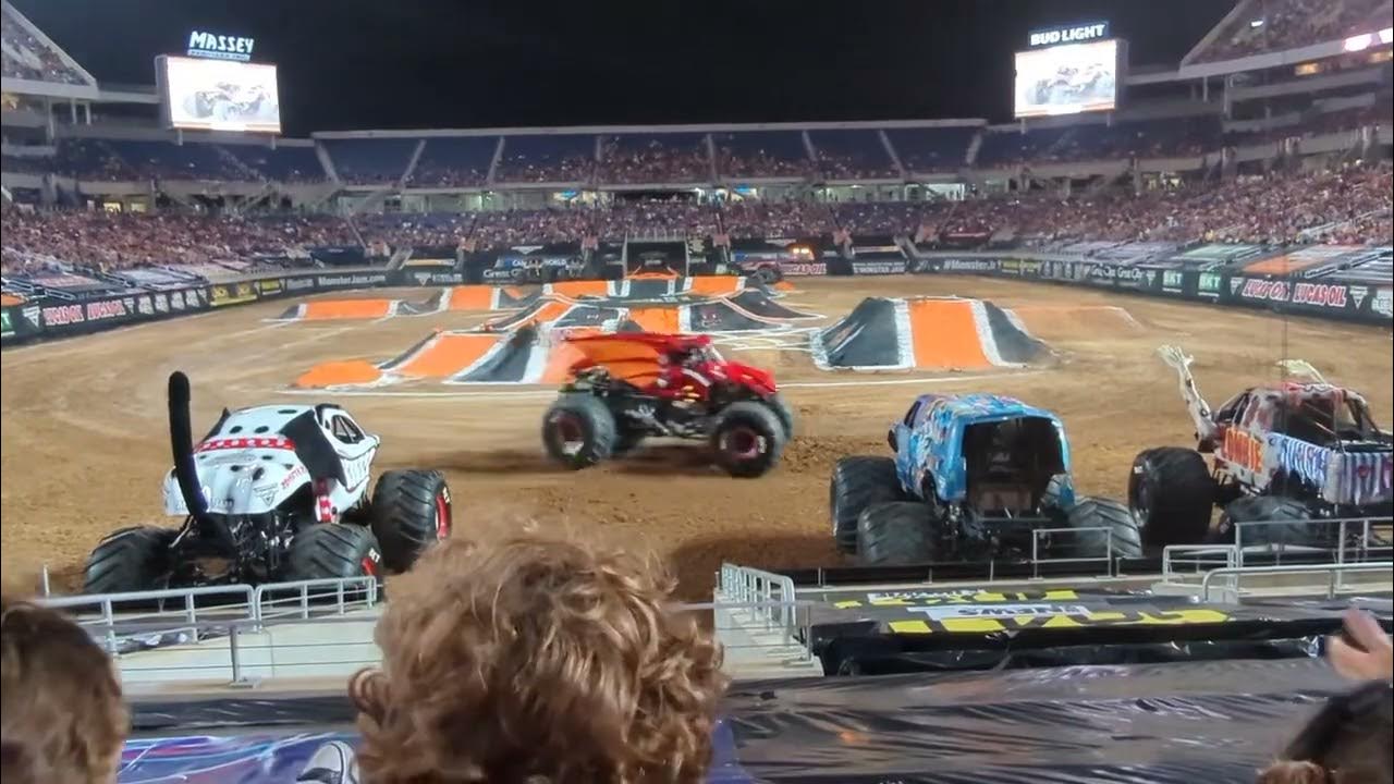 Monster Jam Orlando, Florida October 29, 2022 Bakugan Dragonoid vs Wild