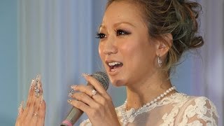 倖田來未、出産後は食生活で体形維持　「ネイルクイーン2013」セレモニーに登場