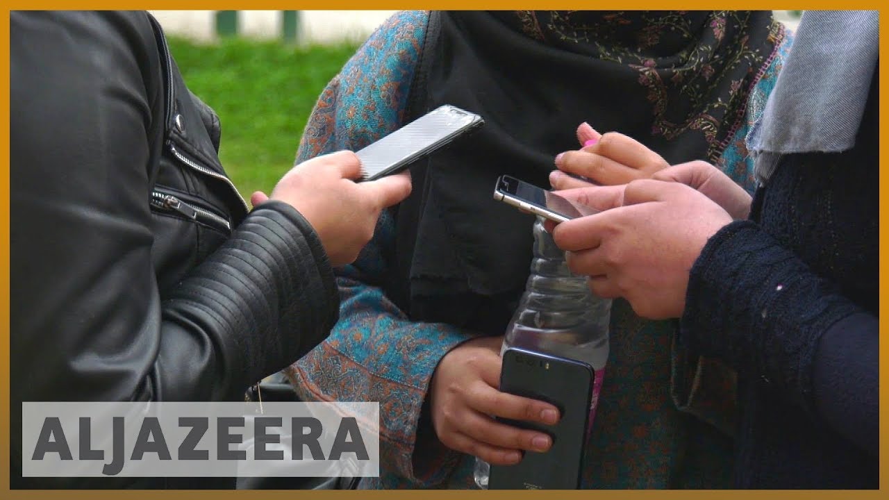 انقطاع الإنترنت في كشمير: عمليات إغلاق تضرب المنطقة المتنازع عليها | الجزيرة الإنجليزية