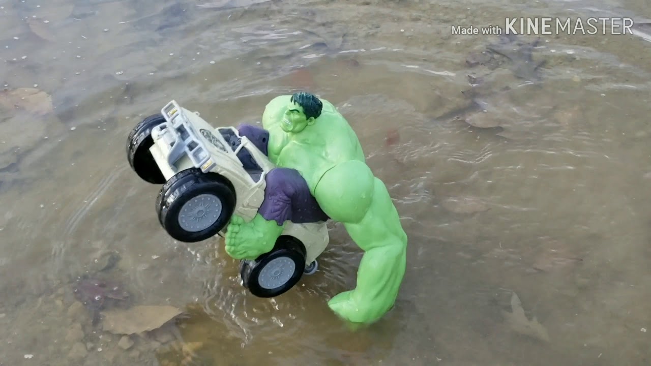 Hulk Smash Remote Control Car
