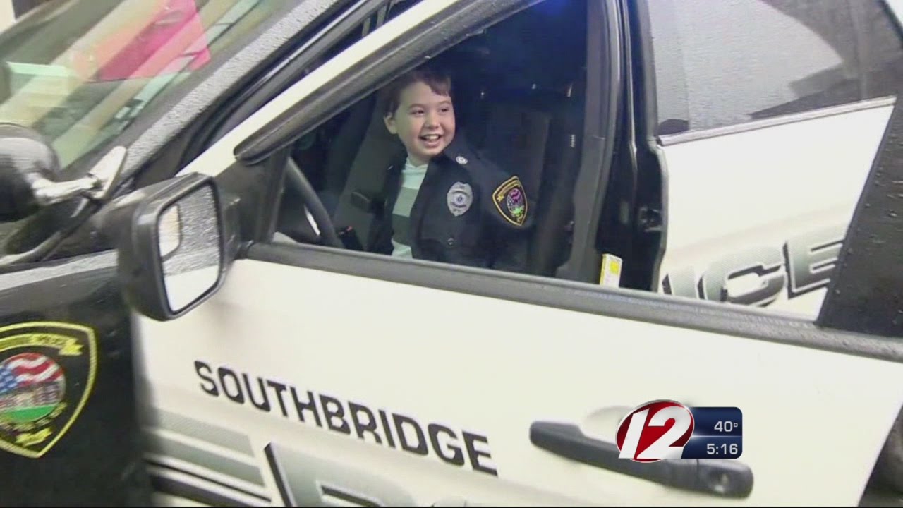 Police Bring Christmas Early to Boy Battling Brain Cancer