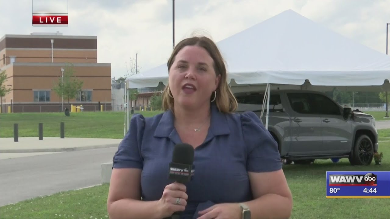 Jen post procession - YouTube