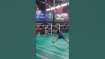 Có mắt sau lưng #thanhnambadminton #badminton #trickshots