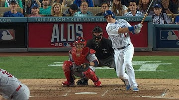 STL@LAD: Ellis doubles off the wall in the 3rd