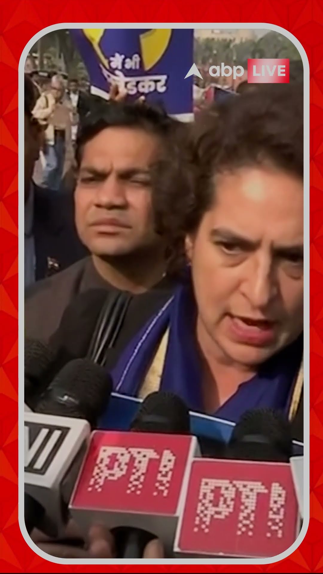 সংসদে ধাক্কাধাক্কির অভিযোগ রাহুল গাঁধীর বিরুদ্ধে? কী বলছেন প্রিয়ঙ্কা?