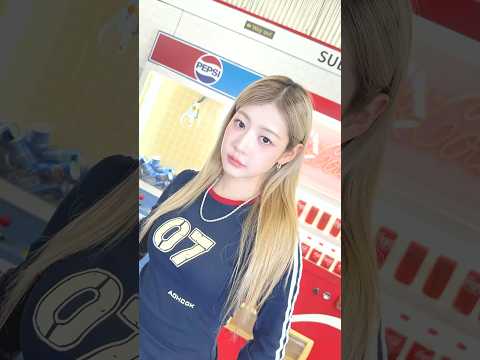 Baby, I know 😉✨ #FIFTYFIFTY #피프티피프티 #YEWON #예원 #Skittlez #스키틀즈 #Skittlez_Challenge