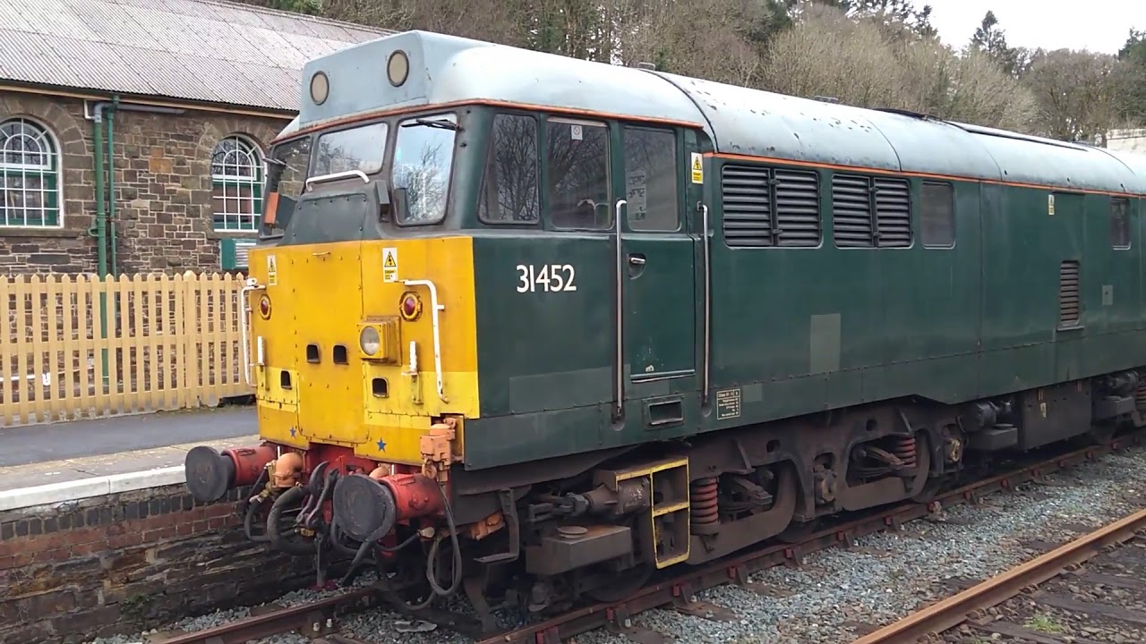 Trains. Class 31 locomotive at Okehampton Station on Dartmoor Railway