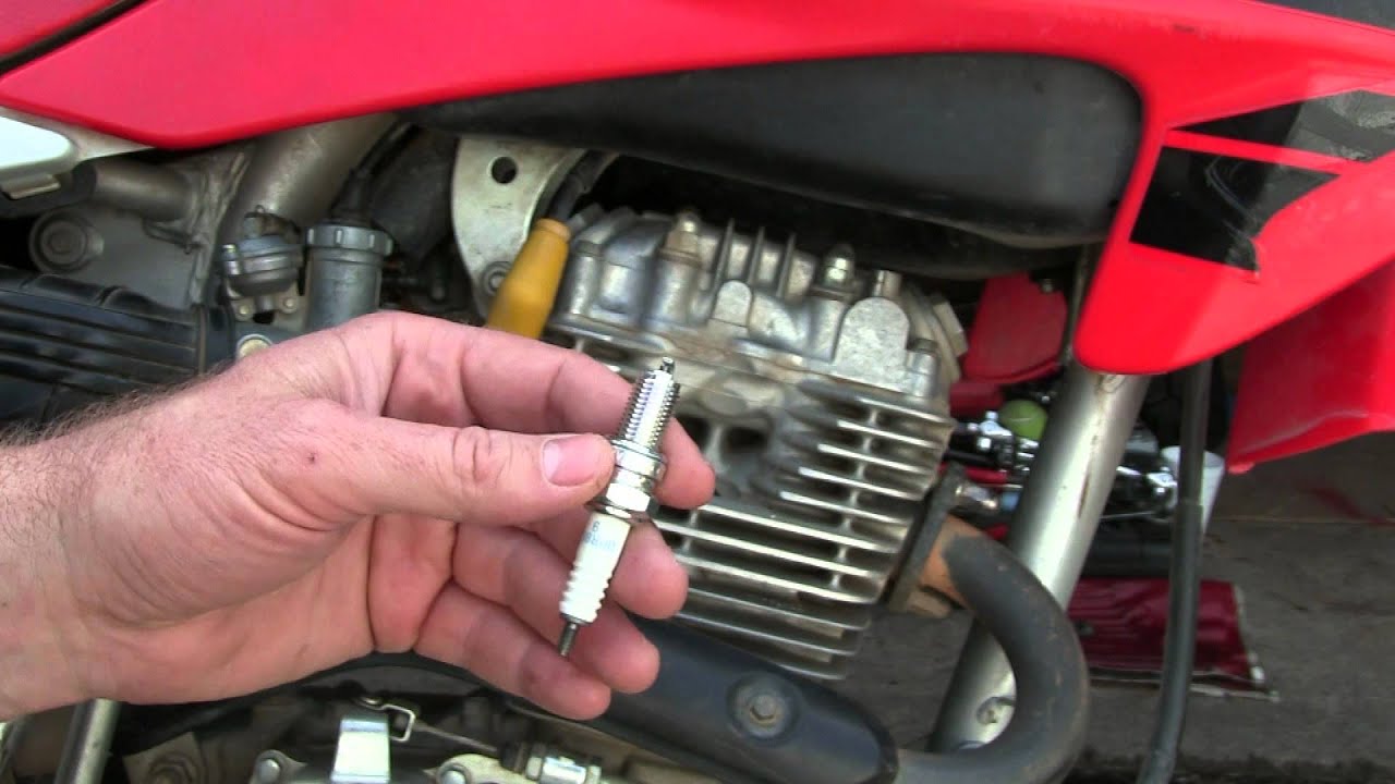 How To Change The Spark Plug On A Motorcycle - YouTube