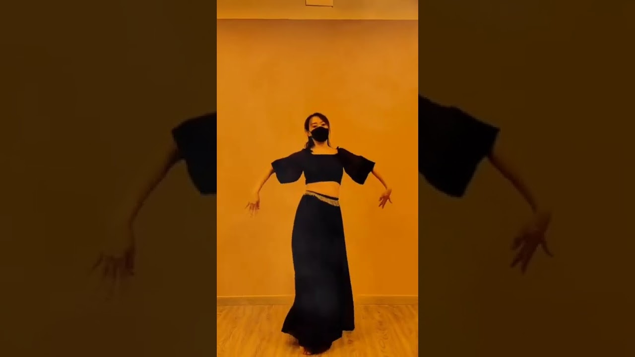 Chinese girl belly dance performance