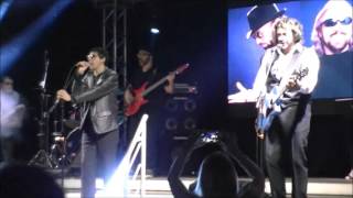 Bee Gees One Tribute Band Cordas - Stayin Alive