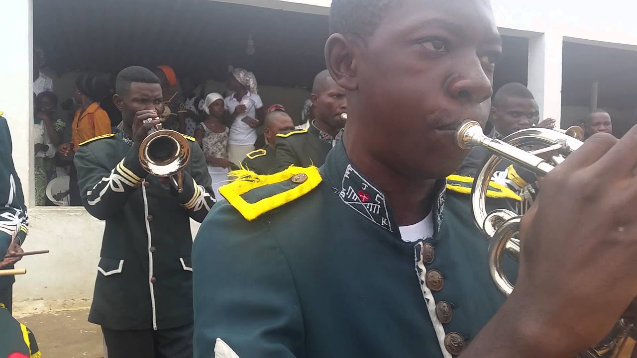 Faki Luanda O mboka nkamba e Lokumu mpe nkembo