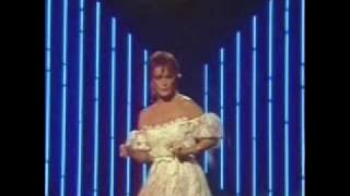 ABBA 1982 Frida I Know There's Something Going