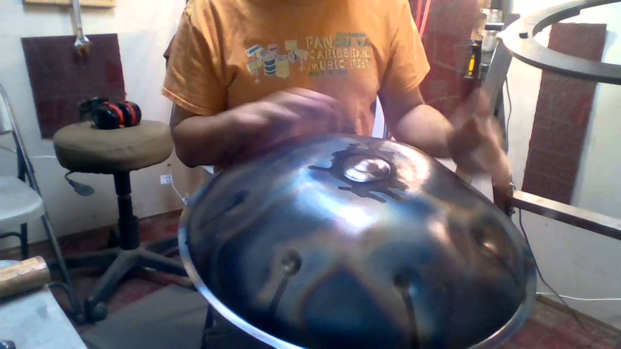 Hamsa handpan 21" prototype #3 - E Magic Voyage (non nitrided, first tuning)