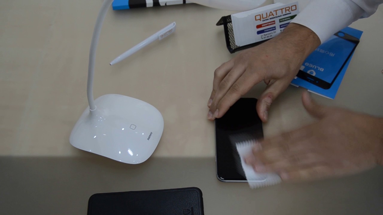 Поклейка защитного стекла. - YouTube