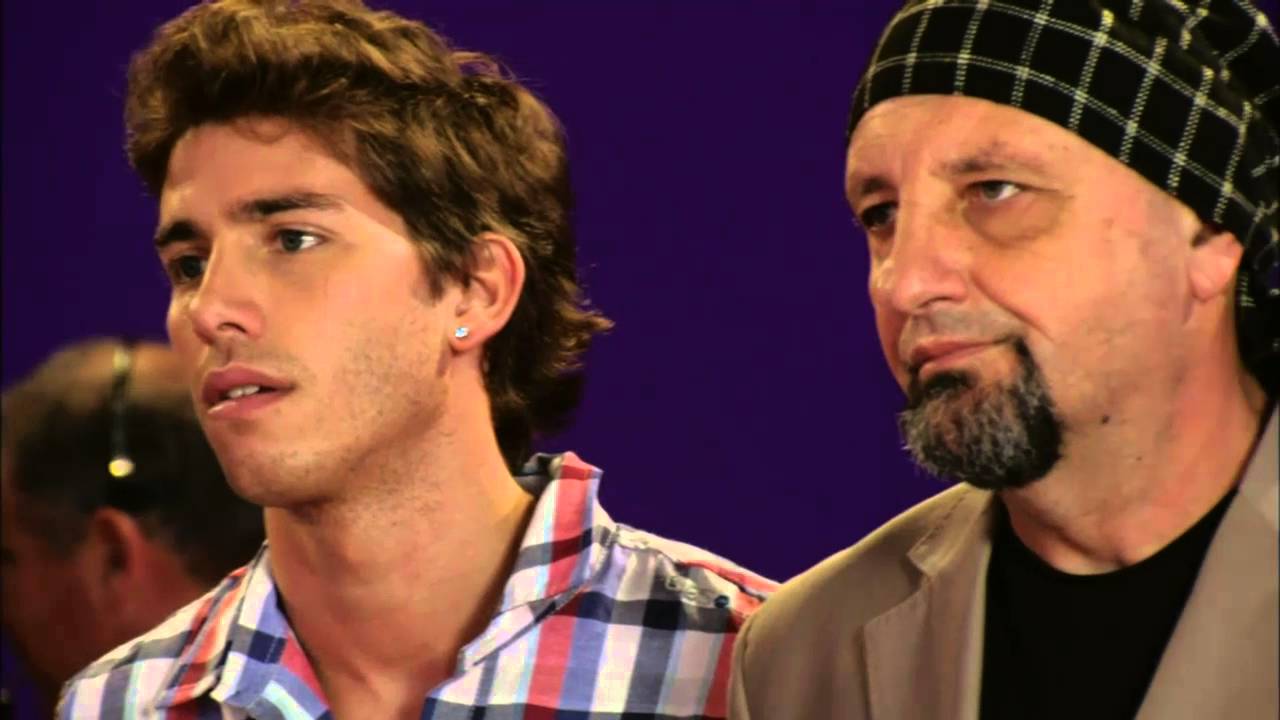 Piñas en Este es el show