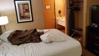 Tour of Room 107 One Queen Bedroom Travelodge Hotel Globe, AZ