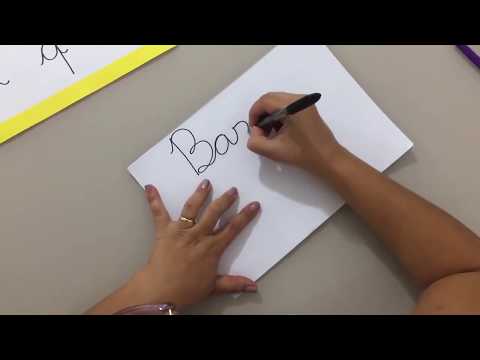 Vídeo: Quais letras você ensina primeiro na escrita cursiva?