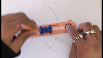 Constructions: Perpendicular bisector of a line segment