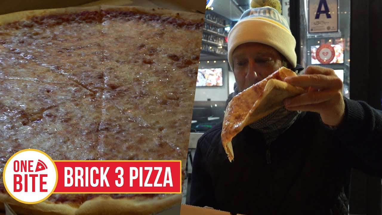 Barstool Pizza Review Brick 3 Pizza (Milwaukee, WI) YouTube