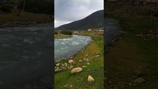 Карачаевочеркессия. Ущелье Уч-Кулан. Горная река Учкулан.