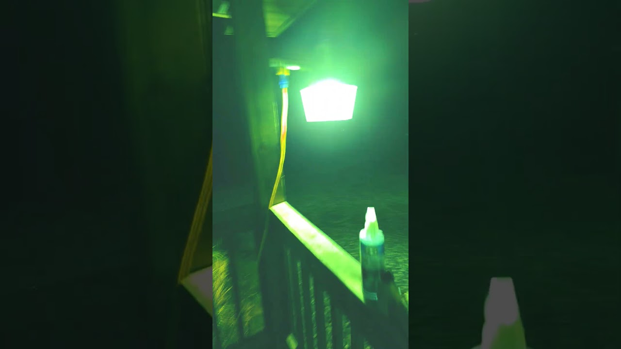 mercury vapor area light slightly used bulb