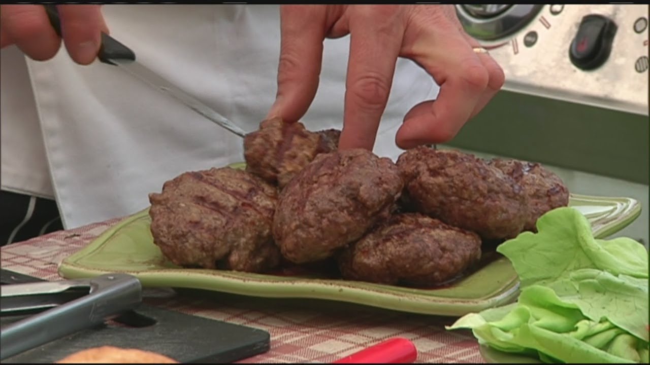 Chef Secrets: Making a Great burger - YouTube