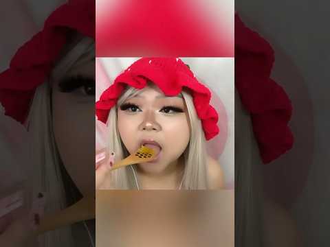 ASMR Eating Honeycomb