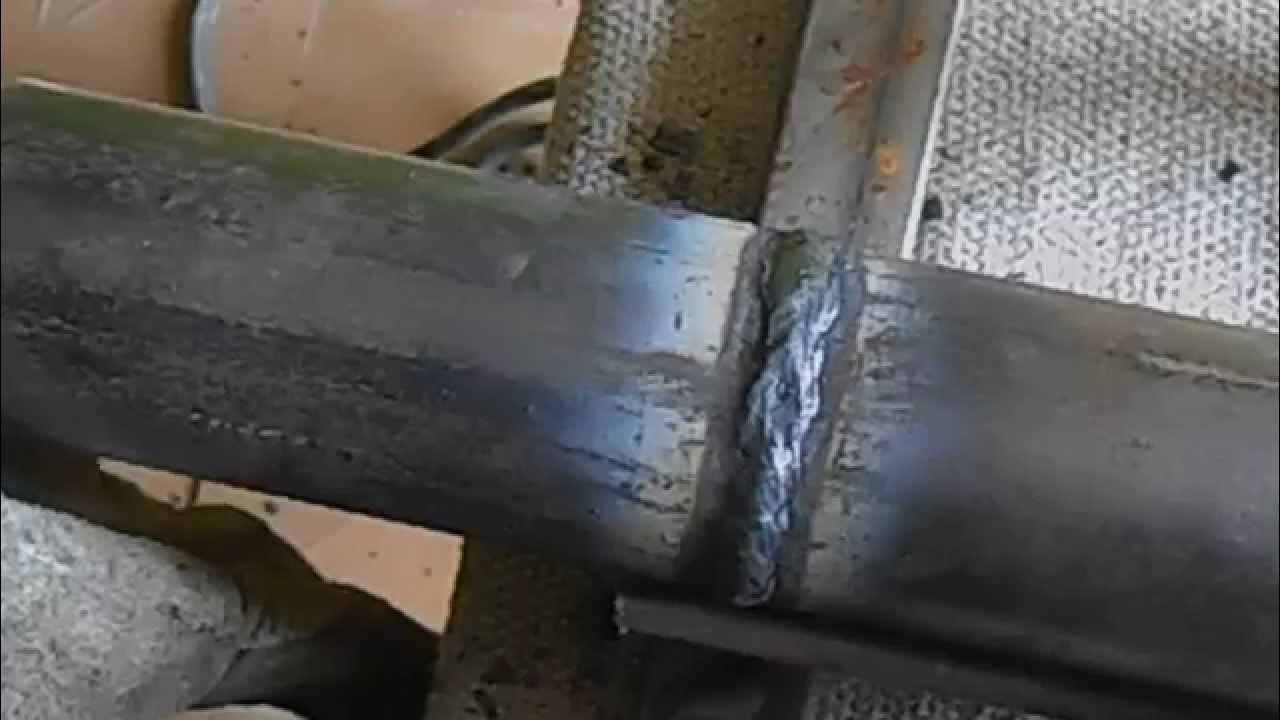 Сварка корня шва труба 1200 мм. Сварка трубы электродом 3 мм. Сварка труб 5мм технология. Правильно сваривать трубы электросваркой. Шов дуговой сварки электродом.