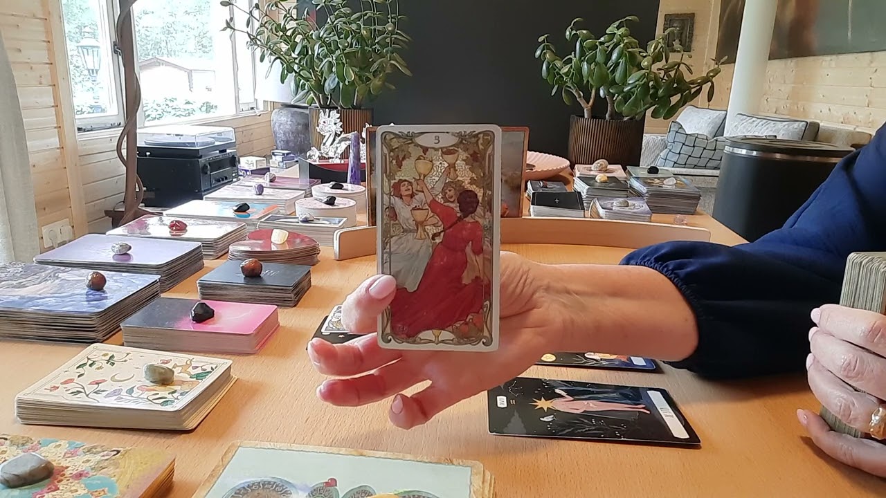 🐲🌷Dagboodschap 30 mei 2025✨Twijfel, er gebeuren meer dingen tegelijkertijd🍀Keuze vanuit liefde🌕🐉💫❤️