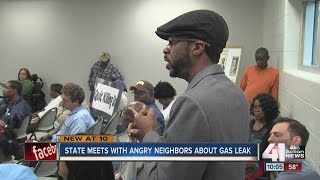 State meets with angry neighbors about gas leak screenshot 5