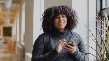 Making a website on your phone with Vzy