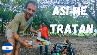 PRIMER DÍA SOLO en EL SALVADOR 🇸🇻 {De México a Argentina en bici} || Ep 17 - AMÉRICA