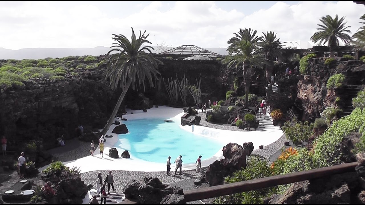 Jameos Del Agua Mit Lavapoollandschaft Und Tiefseekrebsenlanzarote