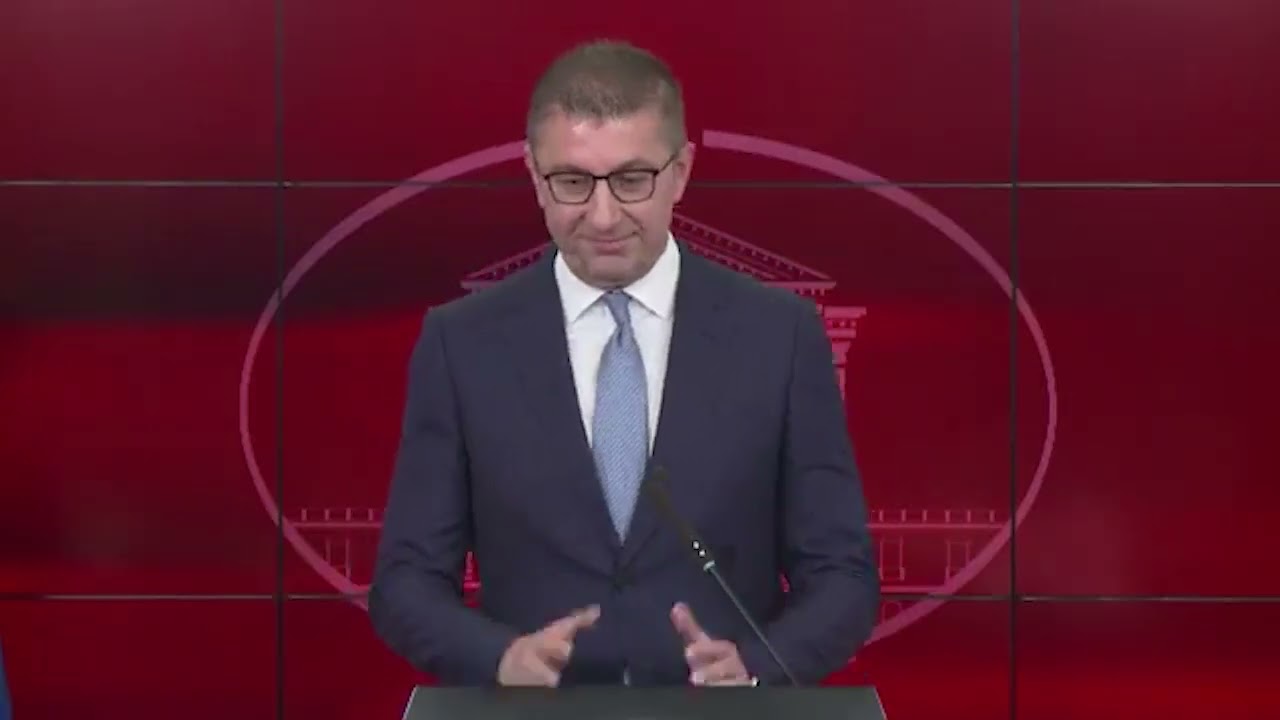 Вајц: Уставните измени се услов за кој не се преговара