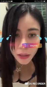 Beby mok, instafamous lanje tetek padu