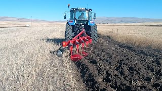 Tarla Sürümü Yapiyoruz T5.110 5Li̇ Pulluk İyi̇ Seyi̇rler