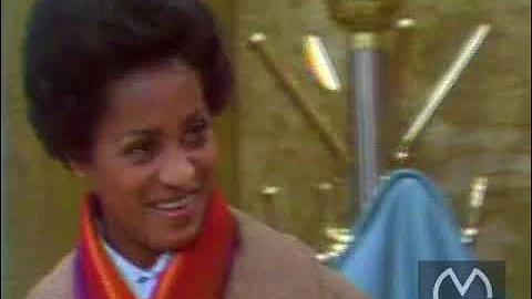 Marla Gibbs The Jeffersons Florence Opens The Door