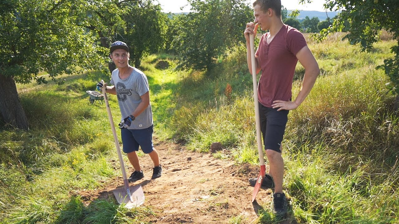 Wir bauen die BIG AIR JUMP LINE weiter | Felix´s Welt