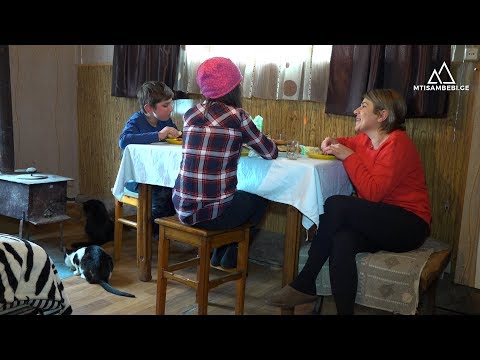 მაია ხუზაურაშვილი - 34 წლის ქალი, რომელიც ქალაქიდან მთაში დაბრუნდა