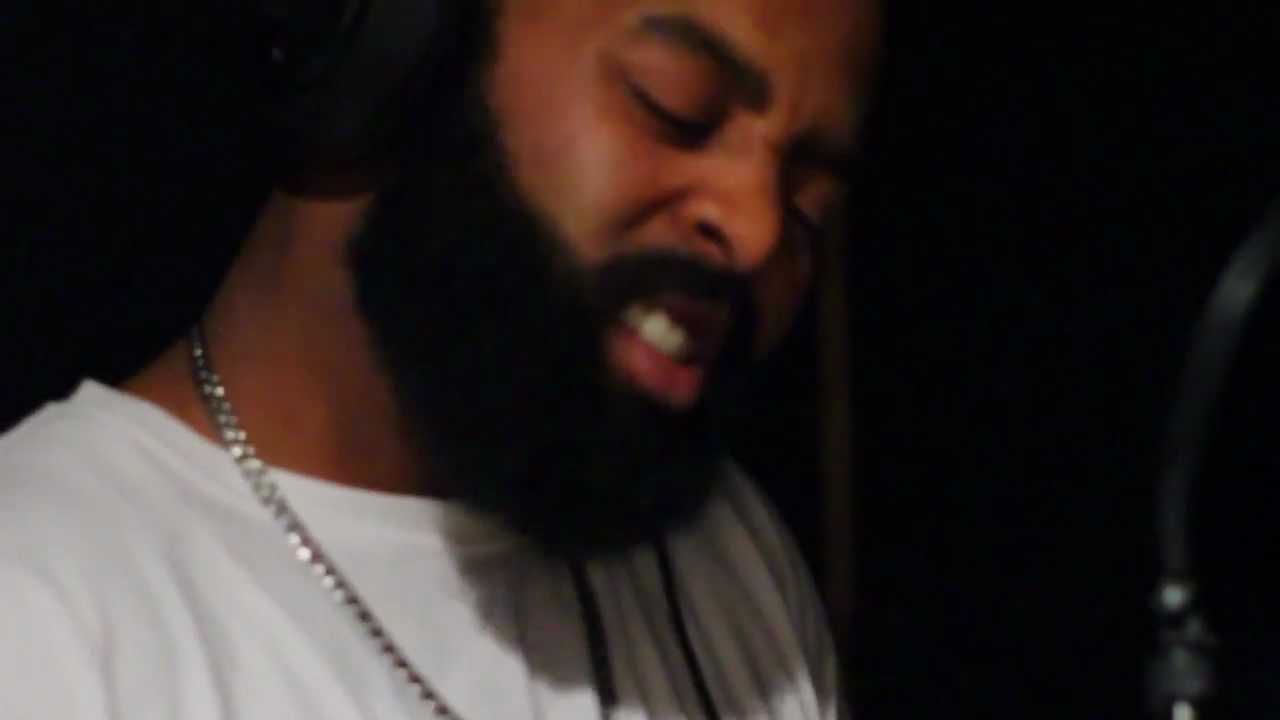 D Loyal In Studio W/ Mac Niff