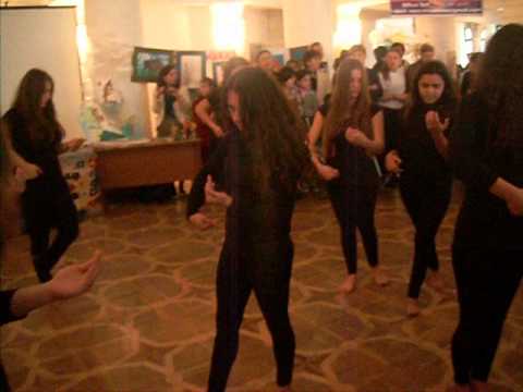 თეატრალური დასი ნიღაბი