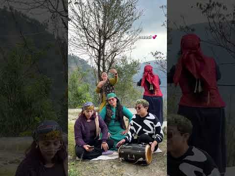 Mooda Bhuje Meriye Mausiye Theog Version 