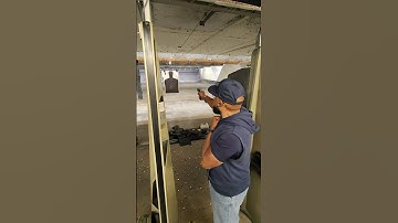 Veteran shoots bullseye with both hands 🤯